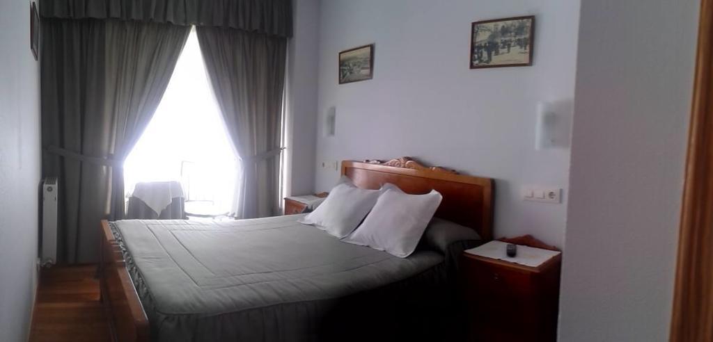 Hostal Pumar サンティアゴ・デ・コンポステーラ 部屋 写真